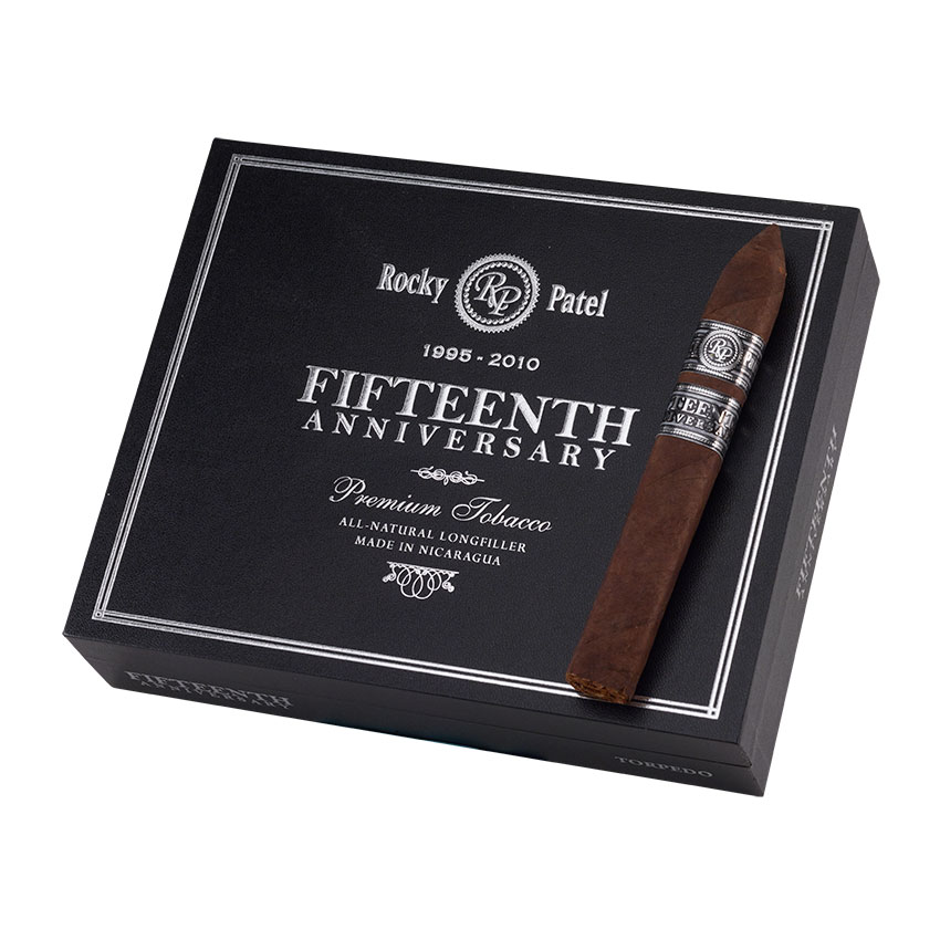 Rocky Patel 15th Anniversary Torpedo 6"1/8 * 52