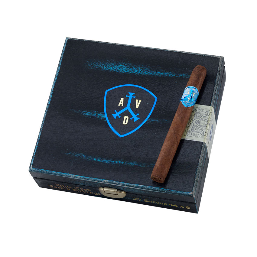 ADVentura Blue Eyed Jack's Revenge Corona 6" * 44