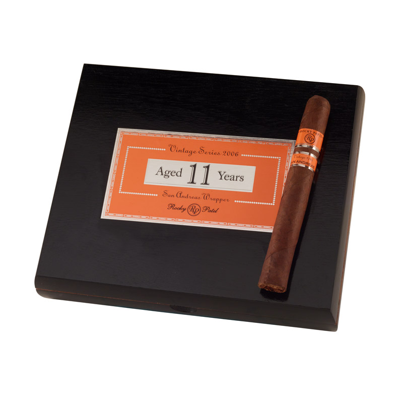 Rocky Patel Vintage 2006 Toro 6"1/2 * 52