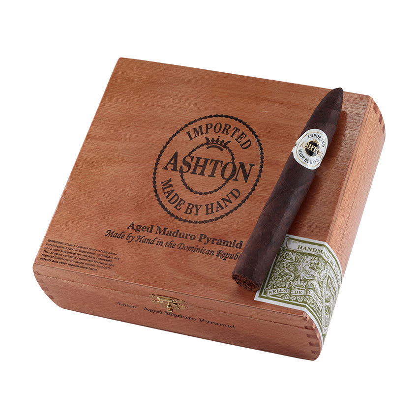 Ashton Aged Maduro Pyramid 6" * 52